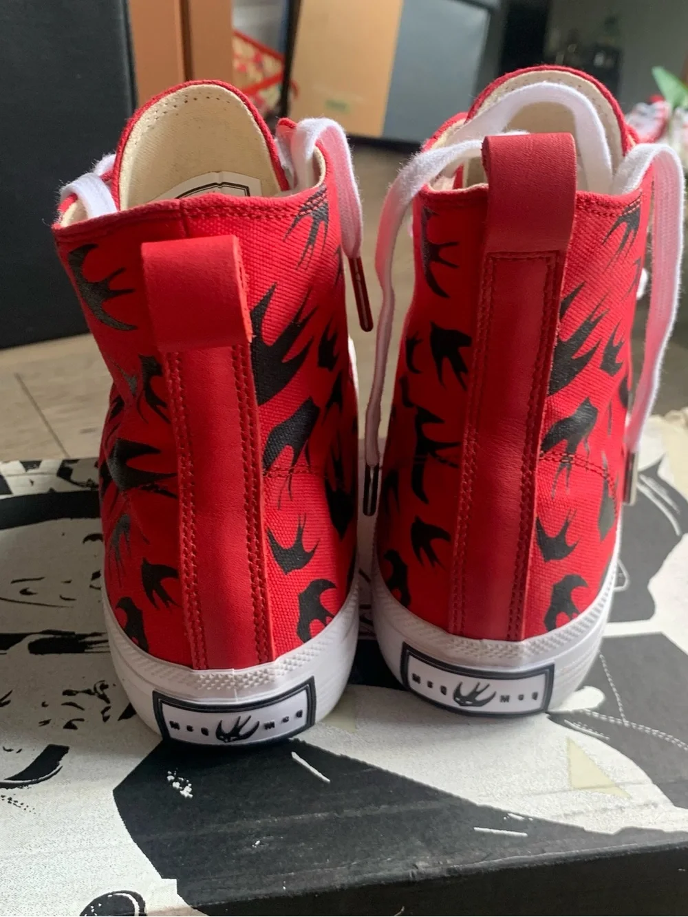 McQ Alexander McQueen Red Swallow High Top Sneaker Unisex 38 8 Womens
